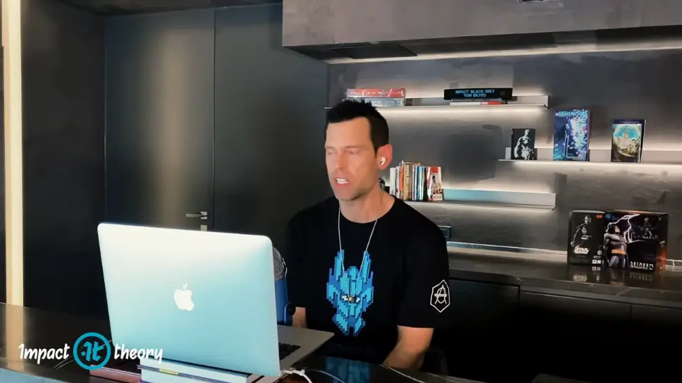 Legendary Psychologist Adam Grant on Why Leadership is All About Humility, Integrity and Adaptation 017