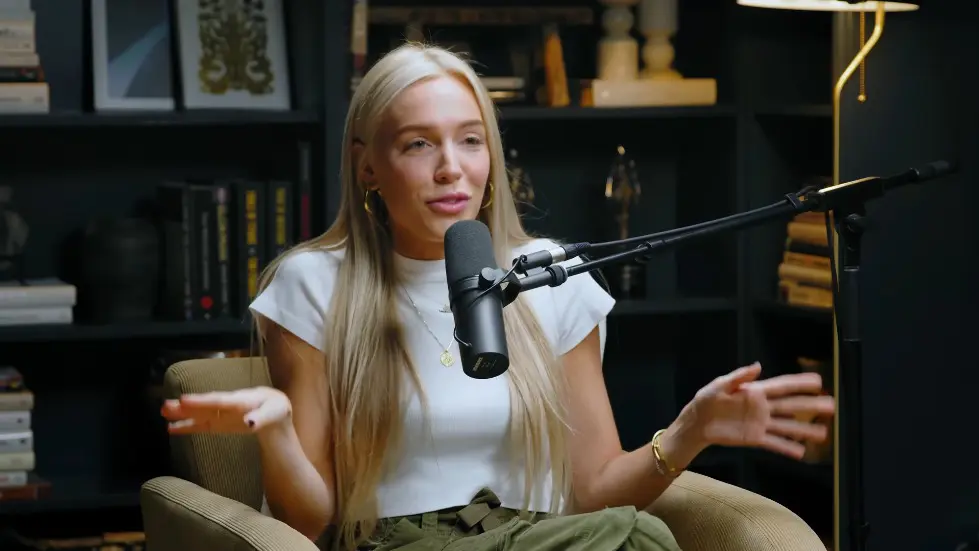 Alex Cooper ON: Feeling Insecure? This Video Will CHANGE Everything! | Jay Shetty 006