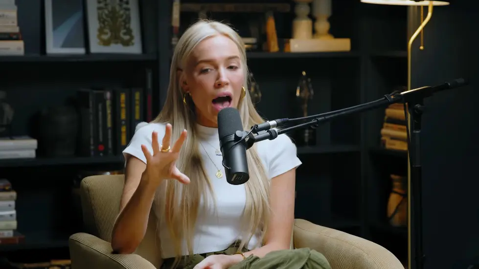 Alex Cooper ON: Feeling Insecure? This Video Will CHANGE Everything! | Jay Shetty 009