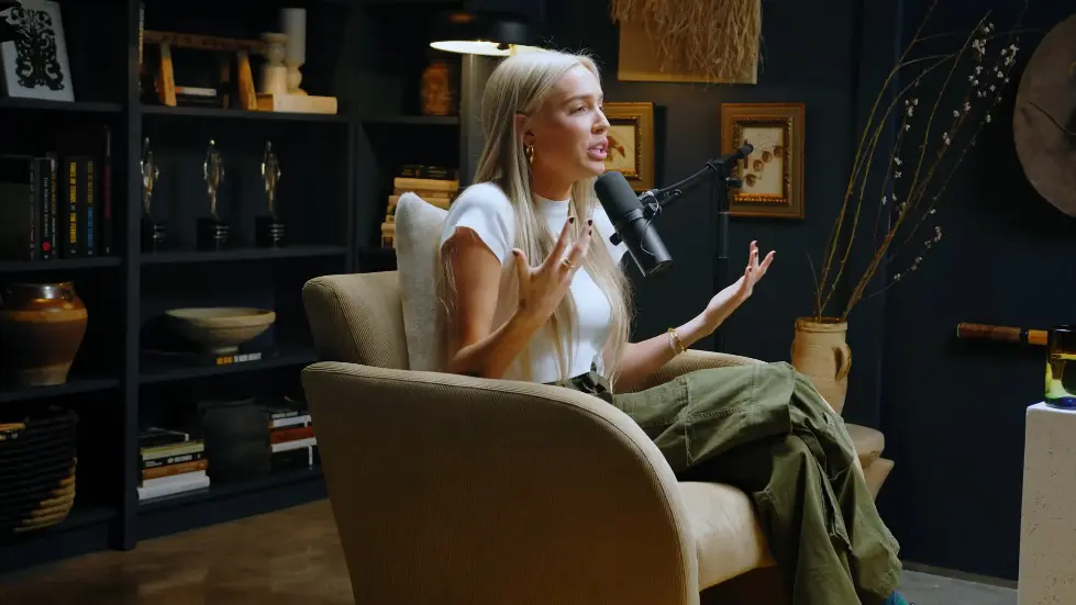 Alex Cooper ON: Feeling Insecure? This Video Will CHANGE Everything! | Jay Shetty 022