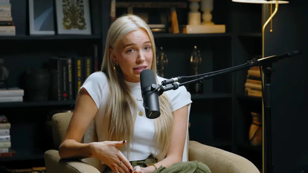 Alex Cooper ON: Feeling Insecure? This Video Will CHANGE Everything! | Jay Shetty 023