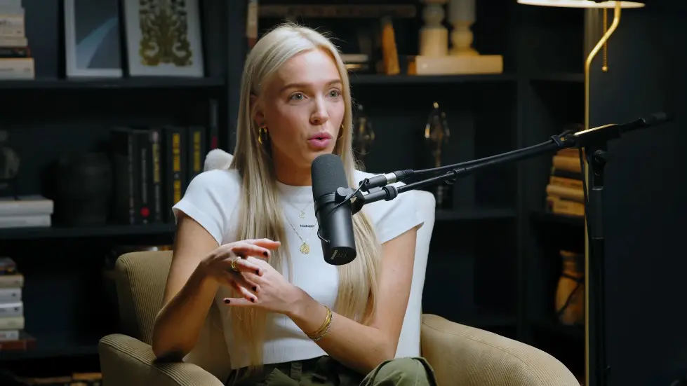 Alex Cooper ON: Feeling Insecure? This Video Will CHANGE Everything! | Jay Shetty 026