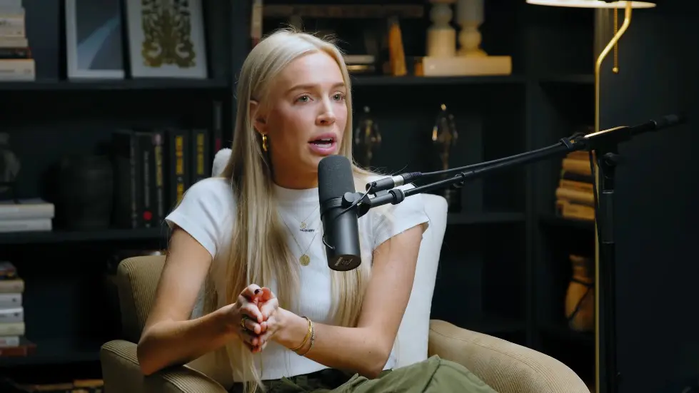 Alex Cooper ON: Feeling Insecure? This Video Will CHANGE Everything! | Jay Shetty 034