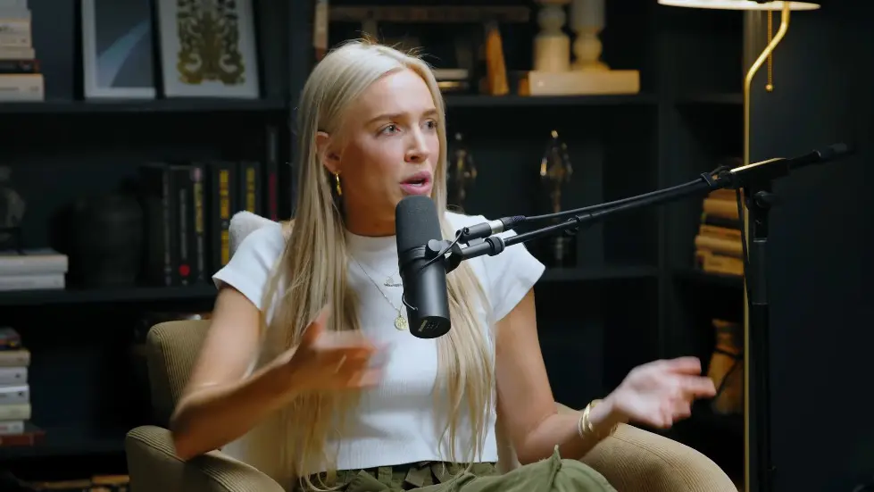 Alex Cooper ON: Feeling Insecure? This Video Will CHANGE Everything! | Jay Shetty 041