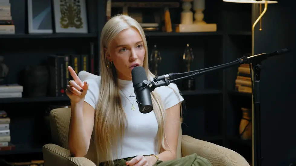 Alex Cooper ON: Feeling Insecure? This Video Will CHANGE Everything! | Jay Shetty 051