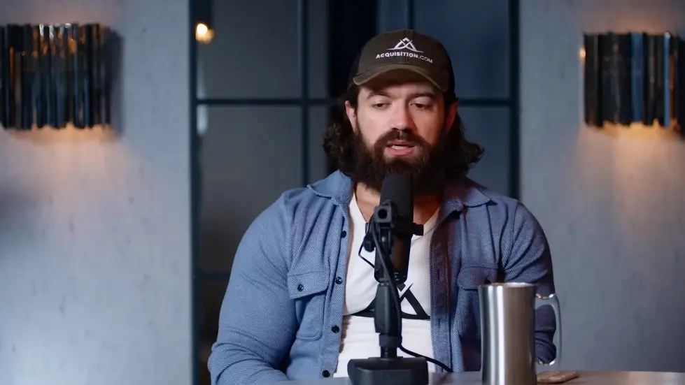 The Man That Makes Millionaires: How To Turn $1,000 Into $100 Million!: Alex Hormozi | E235 003