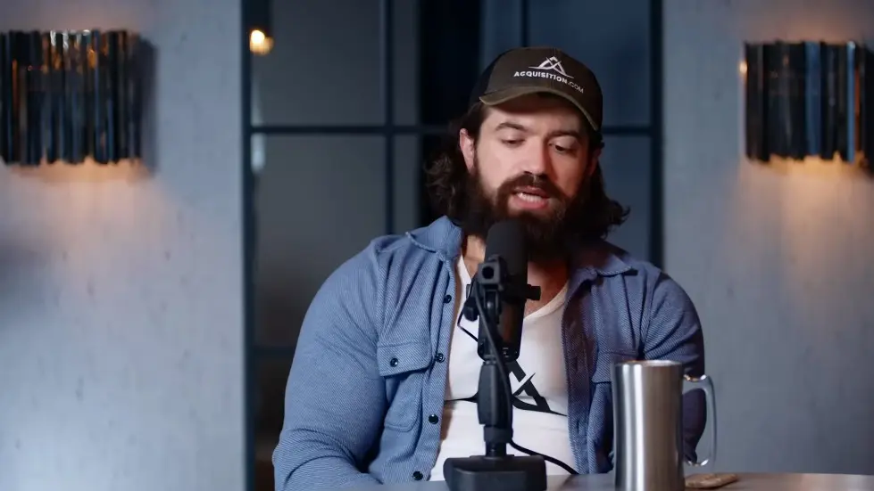 The Man That Makes Millionaires: How To Turn $1,000 Into $100 Million!: Alex Hormozi | E235 008