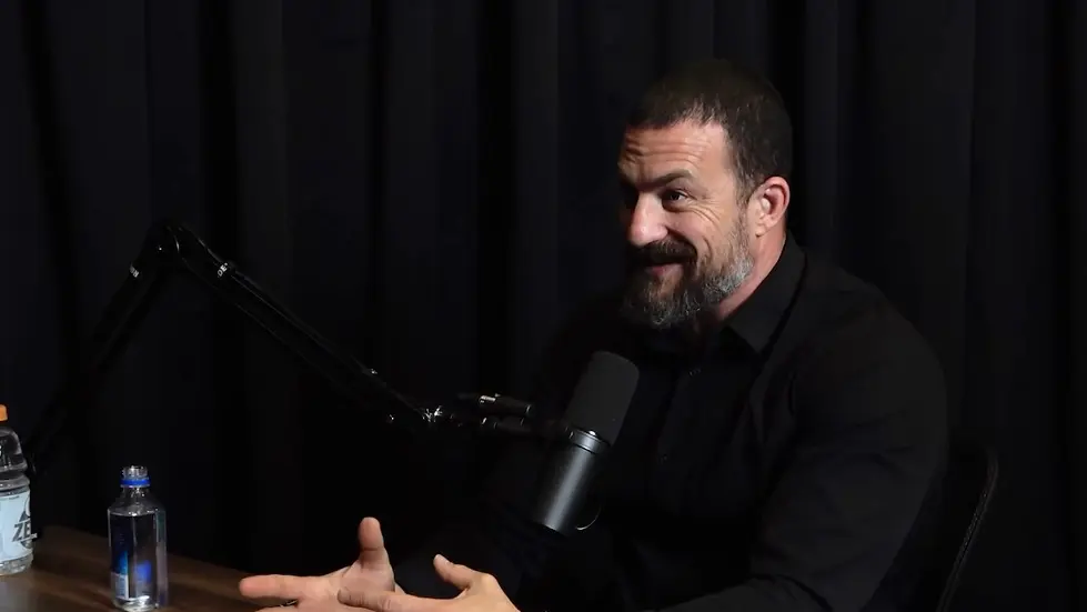 Andrew Huberman: Focus, Stress, Relationships, and Friendship | Lex Fridman Podcast #277 036