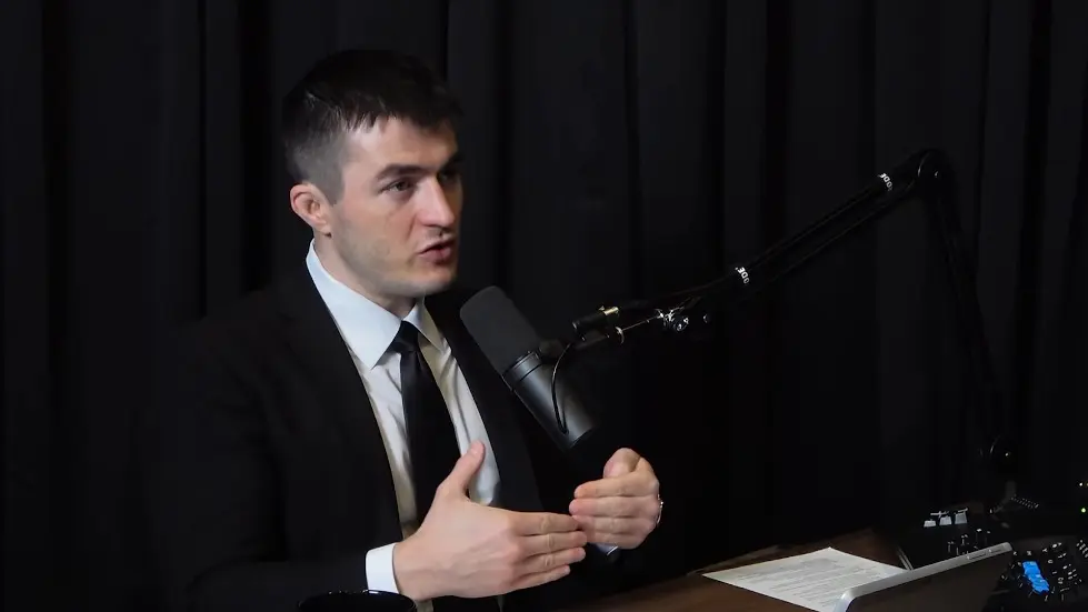 Andrew Huberman: Focus, Stress, Relationships, and Friendship | Lex Fridman Podcast #277 087