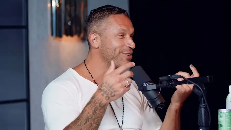 The Surprising & Unbelievable Dark Side Of Open Relationships: Aubrey Marcus | E242 026