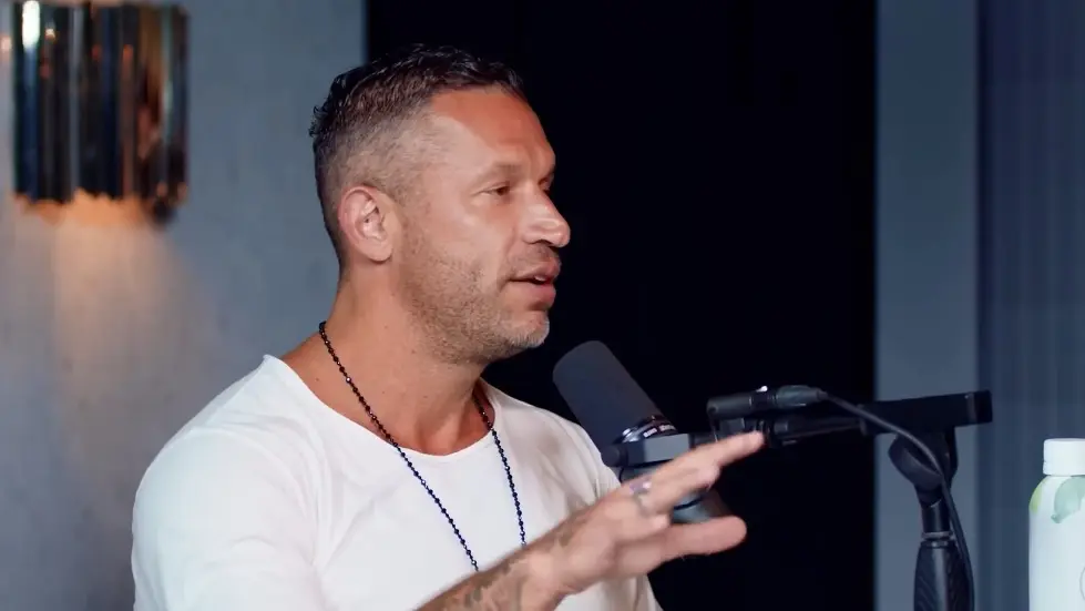 The Surprising & Unbelievable Dark Side Of Open Relationships: Aubrey Marcus | E242 042