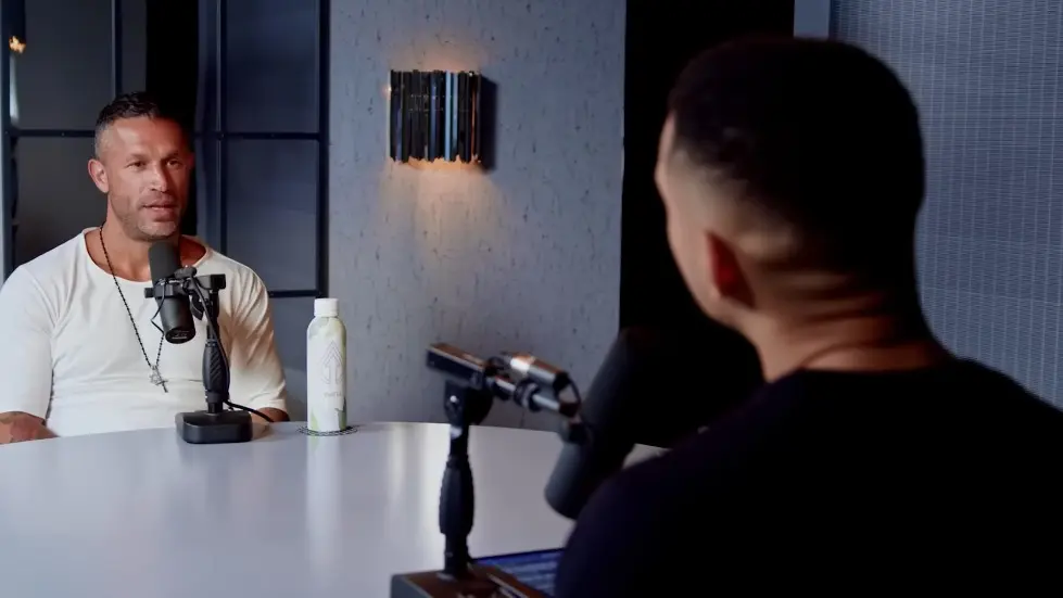 The Surprising & Unbelievable Dark Side Of Open Relationships: Aubrey Marcus | E242 044