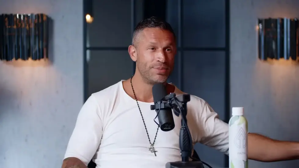 The Surprising & Unbelievable Dark Side Of Open Relationships: Aubrey Marcus | E242 045