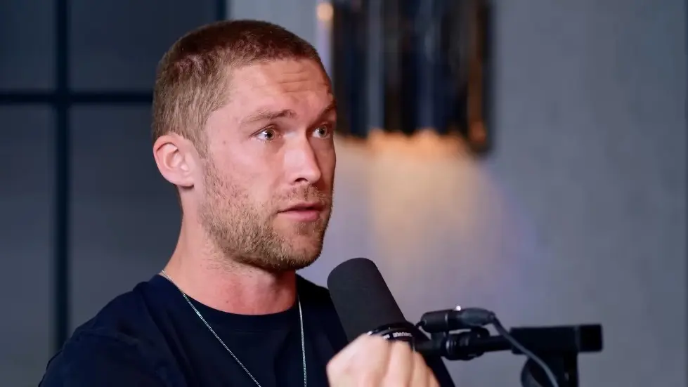 Chris Williamson: The Shocking New Research On Why Men And Women Are No Longer Compatible! | E237 007