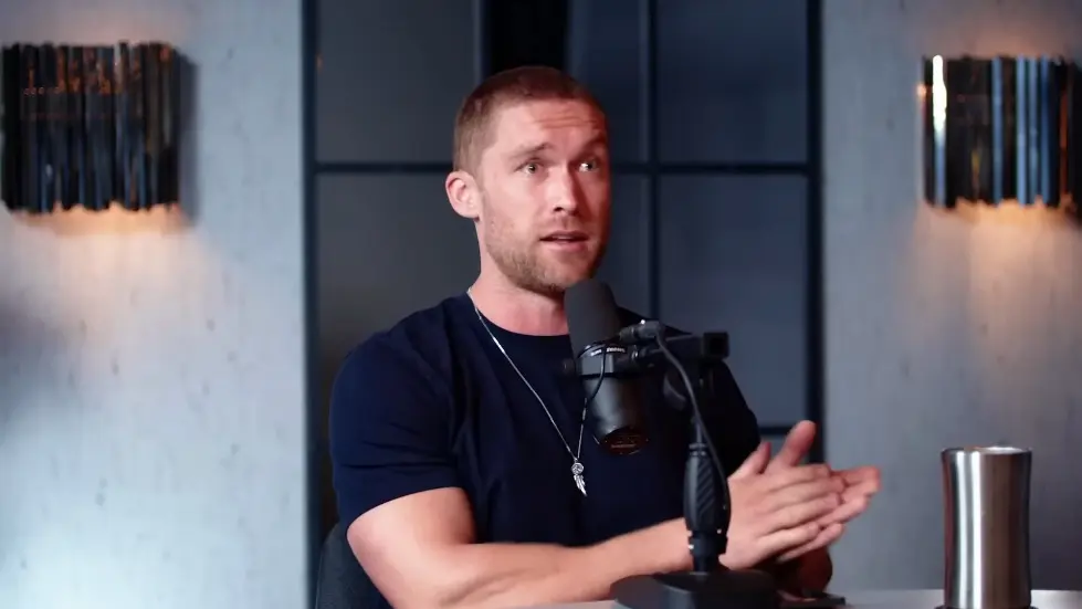 Chris Williamson: The Shocking New Research On Why Men And Women Are No Longer Compatible! | E237 055