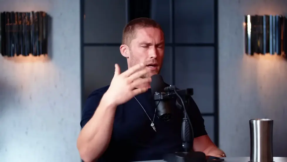 Chris Williamson: The Shocking New Research On Why Men And Women Are No Longer Compatible! | E237 060