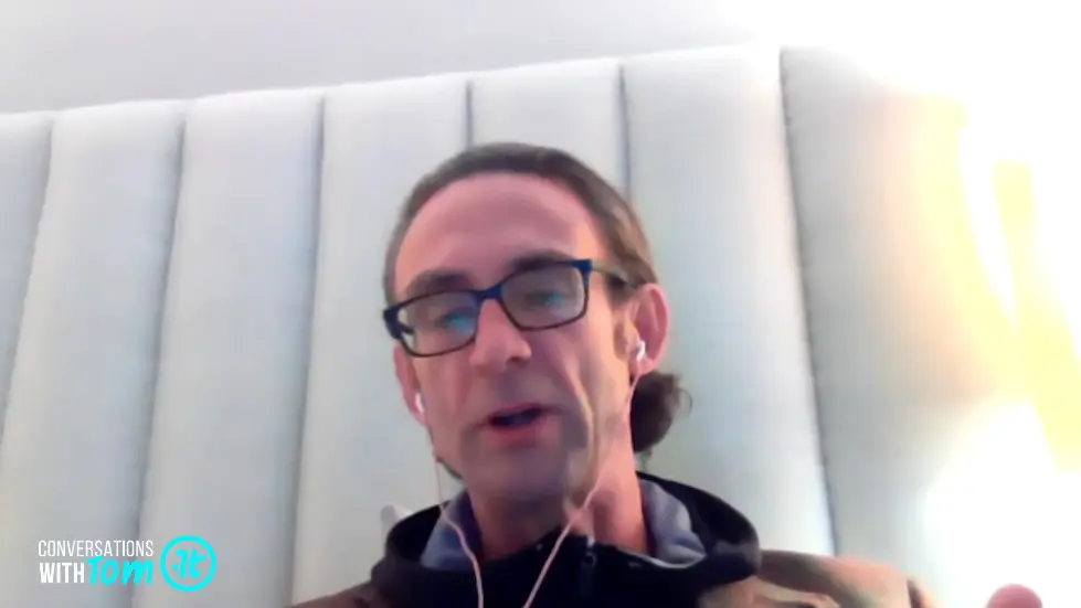 Fight Club Author Chuck Palahniuk on Life, Death and Finding Meaning In Your Life 044