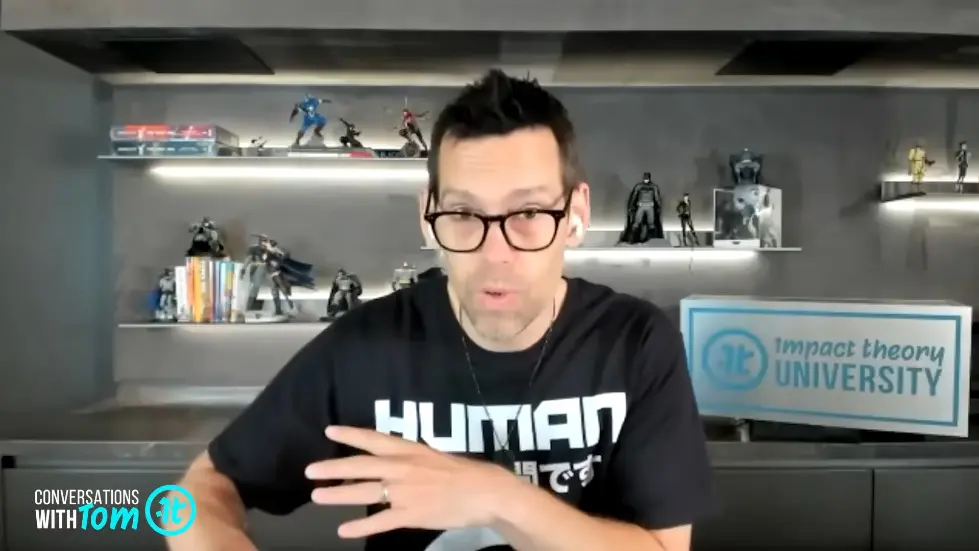 Fight Club Author Chuck Palahniuk on Life, Death and Finding Meaning In Your Life 050