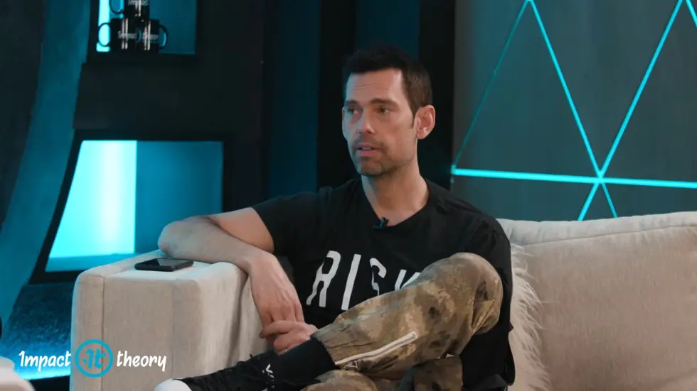 How to Hack Your Mind and Live Your Best Life | Coach Mike Bayer on Impact Theory 016