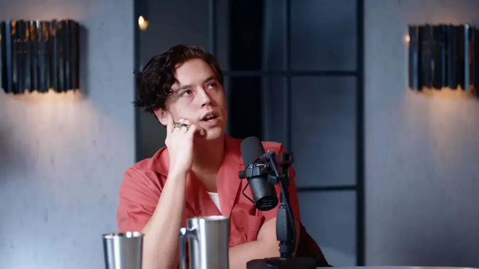 Cole Sprouse: My Narcissistic Mum Sacrificed My Childhood For Fame! | E229 014