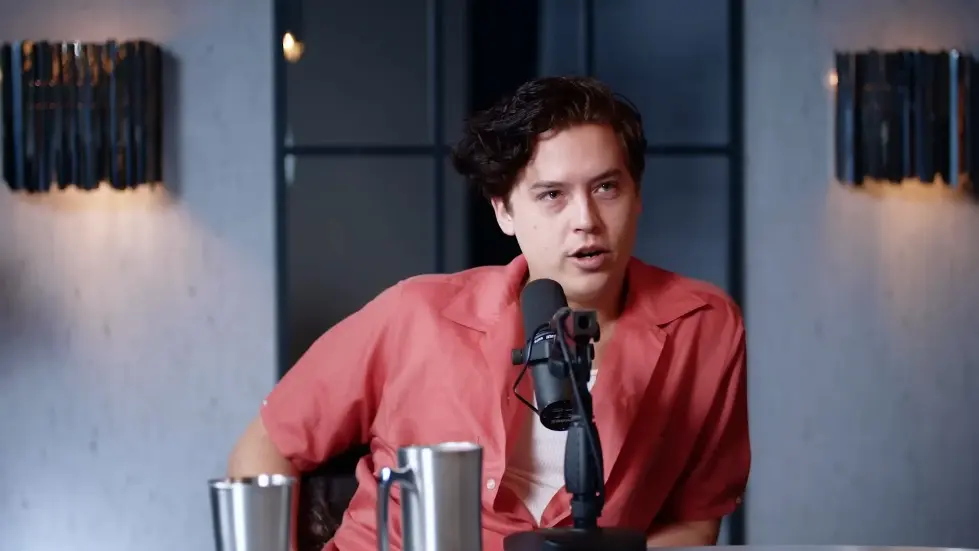 Cole Sprouse: My Narcissistic Mum Sacrificed My Childhood For Fame! | E229 017