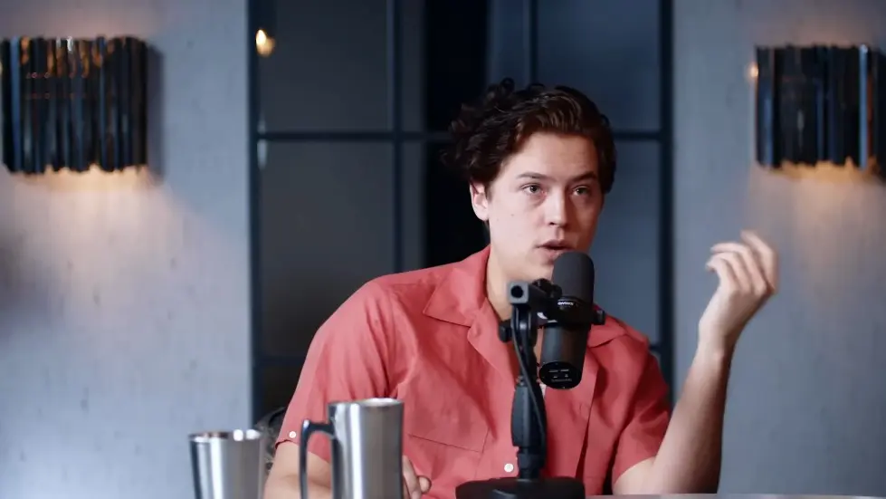 Cole Sprouse: My Narcissistic Mum Sacrificed My Childhood For Fame! | E229 019