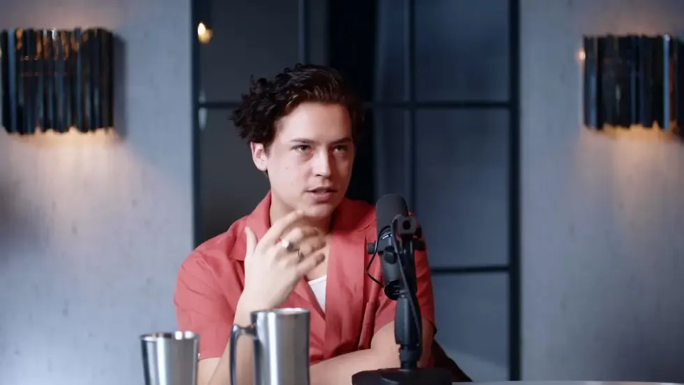 Cole Sprouse: My Narcissistic Mum Sacrificed My Childhood For Fame! | E229 025