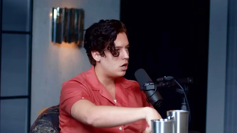 Cole Sprouse: My Narcissistic Mum Sacrificed My Childhood For Fame! | E229 028