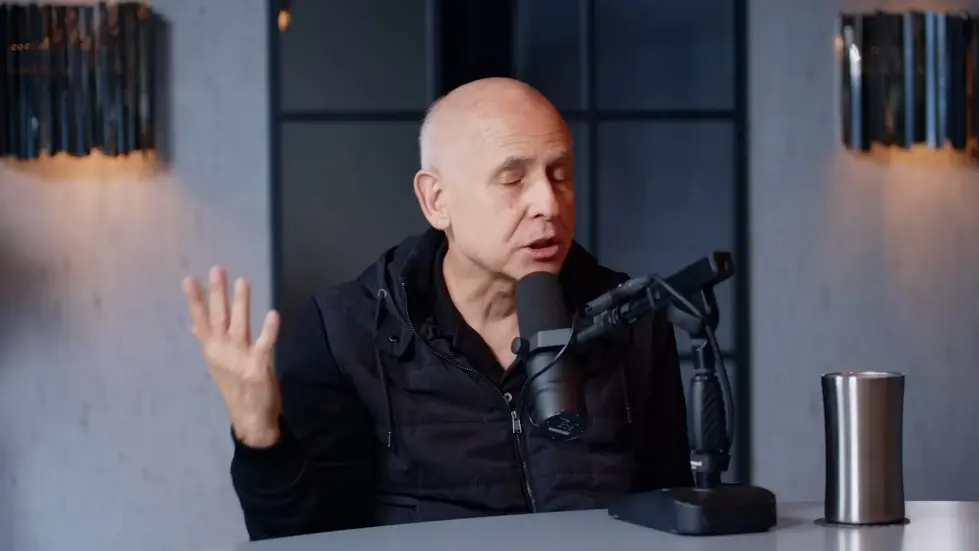 Doctor & Therapist To The Worlds Superstars: Justin Bieber, Miley Cyrus, Bella Hadid! - Daniel Amen 005