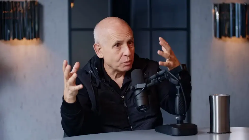 Doctor & Therapist To The Worlds Superstars: Justin Bieber, Miley Cyrus, Bella Hadid! - Daniel Amen 012