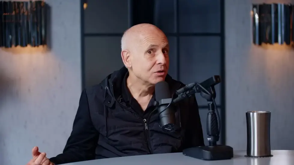 Doctor & Therapist To The Worlds Superstars: Justin Bieber, Miley Cyrus, Bella Hadid! - Daniel Amen 015