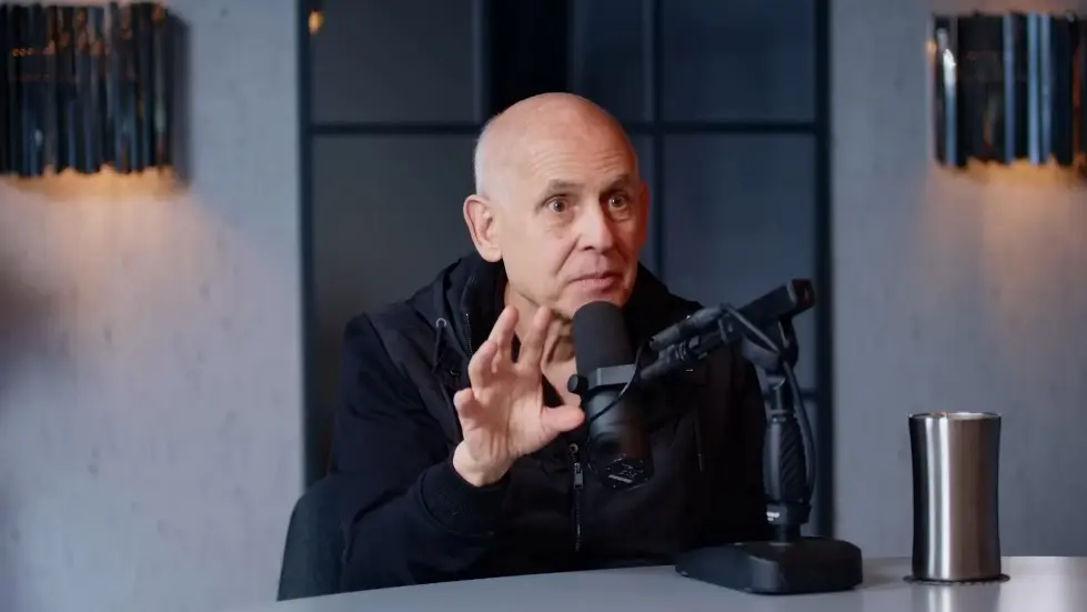 Doctor & Therapist To The Worlds Superstars: Justin Bieber, Miley Cyrus, Bella Hadid! - Daniel Amen 023