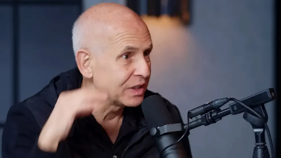 Doctor & Therapist To The Worlds Superstars: Justin Bieber, Miley Cyrus, Bella Hadid! - Daniel Amen 025