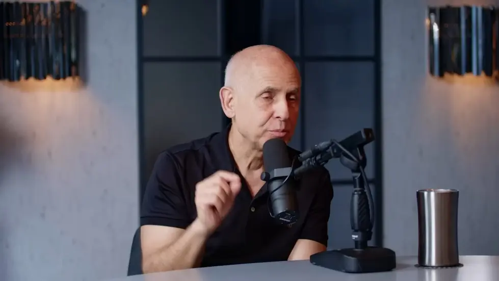 Doctor & Therapist To The Worlds Superstars: Justin Bieber, Miley Cyrus, Bella Hadid! - Daniel Amen 037