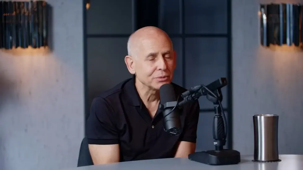 Doctor & Therapist To The Worlds Superstars: Justin Bieber, Miley Cyrus, Bella Hadid! - Daniel Amen 040