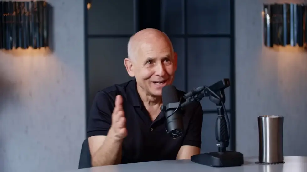 Doctor & Therapist To The Worlds Superstars: Justin Bieber, Miley Cyrus, Bella Hadid! - Daniel Amen 045