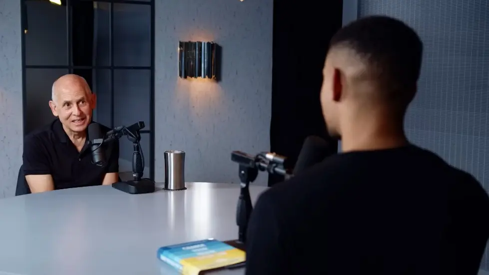 Doctor & Therapist To The Worlds Superstars: Justin Bieber, Miley Cyrus, Bella Hadid! - Daniel Amen 057