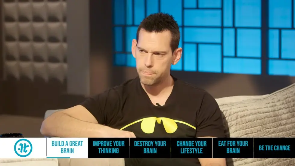 11 Risk Factors That Destroy Your Brain | Dr. Daniel Amen on Health Theory 010