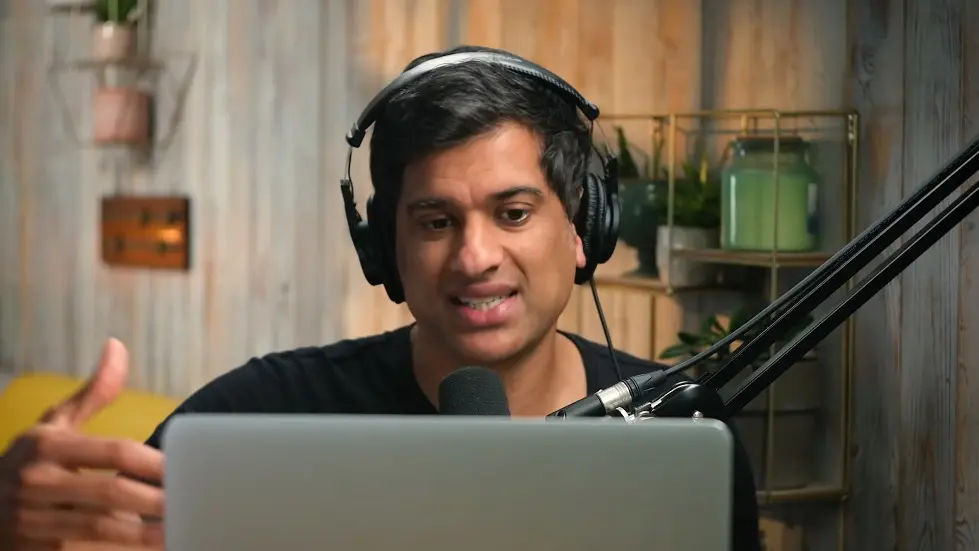 The MOST EYE OPENING Speech On Why You FEEL LOST & UNHAPPY In Life! | Dr. Rangan Chatterjee 011