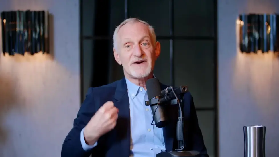 10 Life-changing Lessons From The Longest Ever Study On Human Happiness! Dr. Robert Waldinger | E246 036