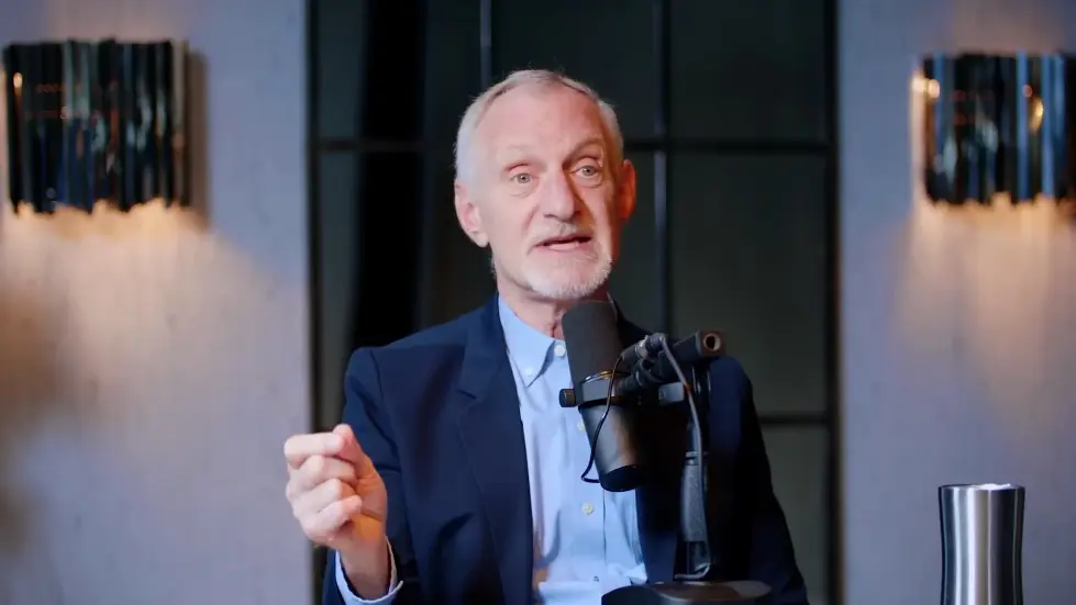 10 Life-changing Lessons From The Longest Ever Study On Human Happiness! Dr. Robert Waldinger | E246 039