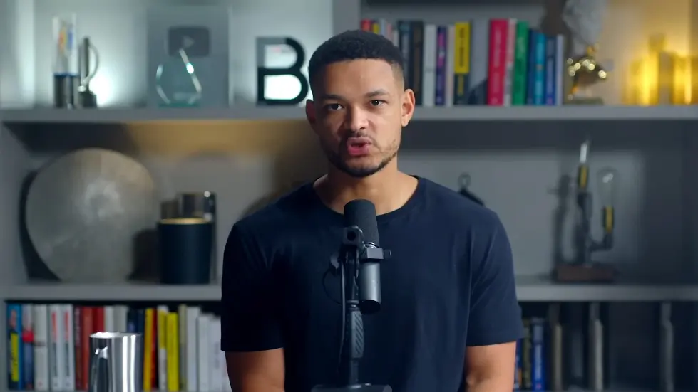 No.1 Neuroscientist: Age 30 to 50 Will Be Your Unhappiest, Here