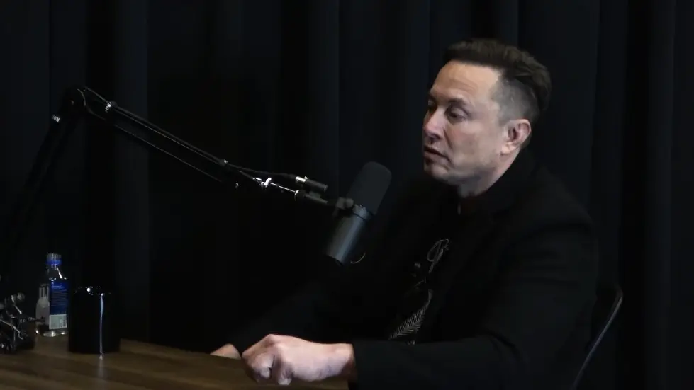 Elon Musk: SpaceX, Mars, Tesla Autopilot, Self-Driving, Robotics, and AI | Lex Fridman Podcast #252 015