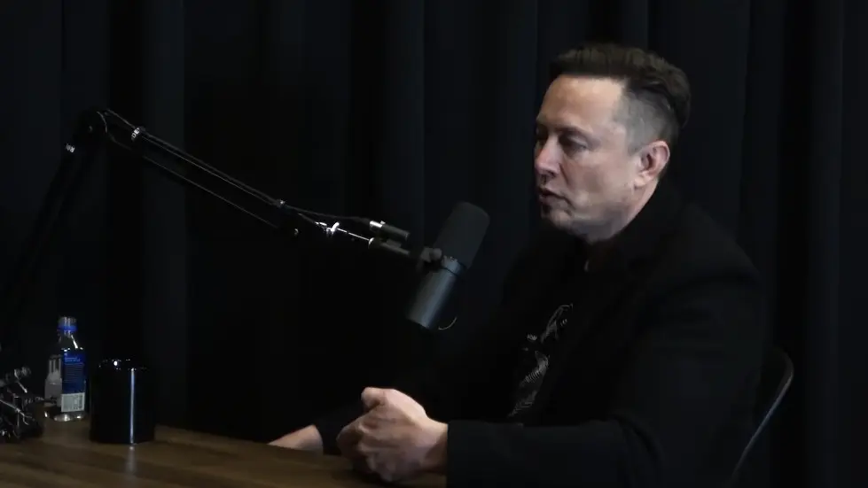 Elon Musk: SpaceX, Mars, Tesla Autopilot, Self-Driving, Robotics, and AI | Lex Fridman Podcast #252 021