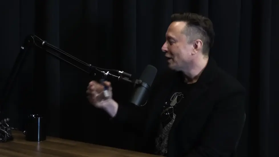 Elon Musk: SpaceX, Mars, Tesla Autopilot, Self-Driving, Robotics, and AI | Lex Fridman Podcast #252 043