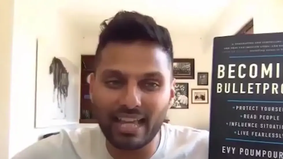 Secret Service Agent REVEALS How To Read Anyone & SPOT A LIAR | Evy Poumpouras & Jay Shetty 001