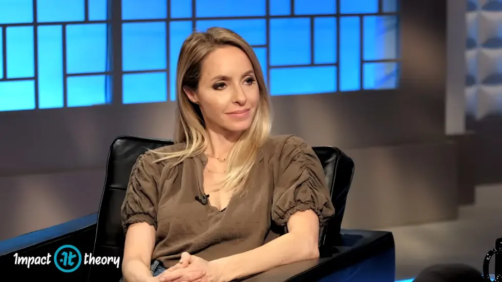 Why You Need to Proactively Change Your Thought Patterns & Beliefs | Gabby Bernstein; Impact Theory 019