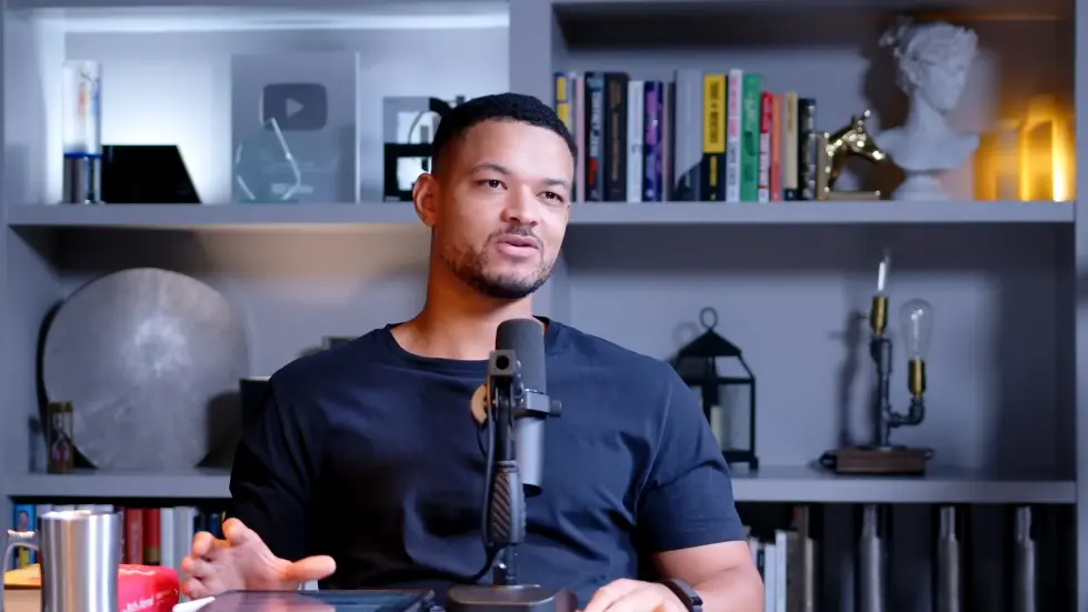 Gabor Mate: The Childhood Lie That&rsquo;s Ruining All Of Our Lives. | E193 015