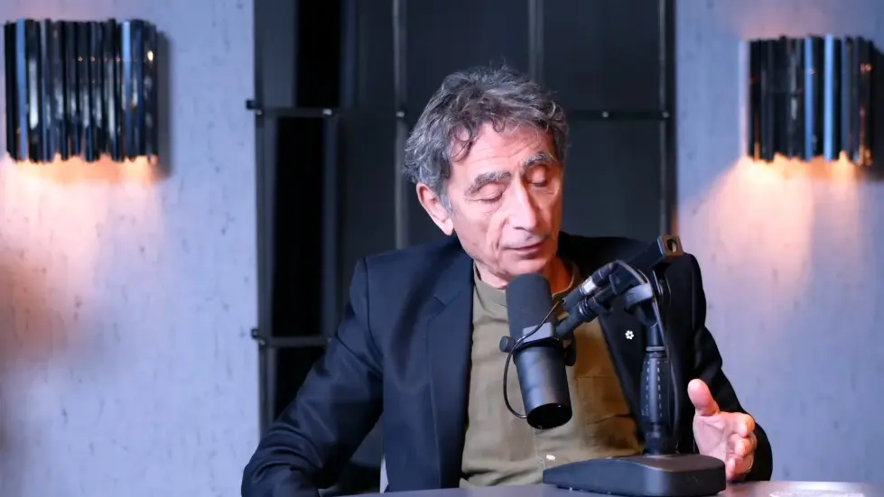 Gabor Mate: The Childhood Lie That&rsquo;s Ruining All Of Our Lives. | E193 025