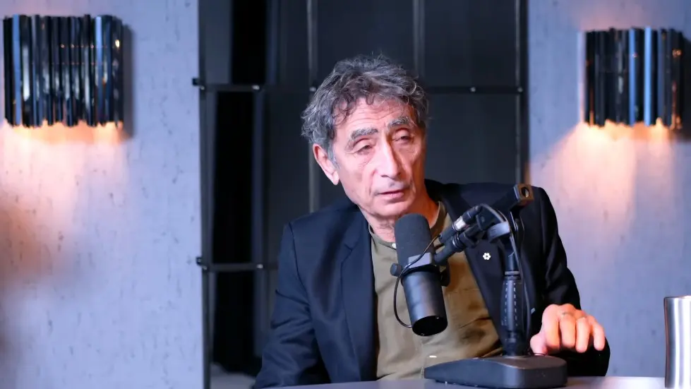 Gabor Mate: The Childhood Lie That&rsquo;s Ruining All Of Our Lives. | E193 053